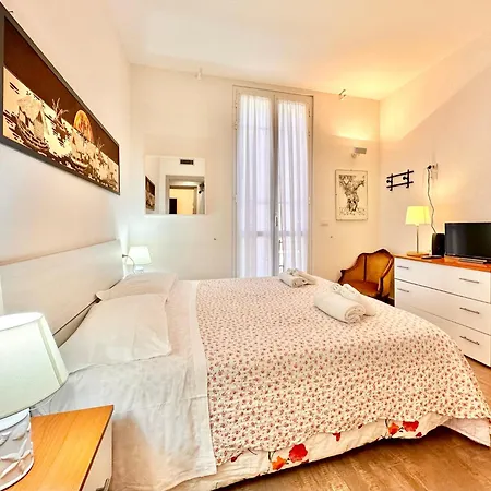 Vivi La Mia Liguria-a Due Passi Dal Mare - Free Parking Apartment