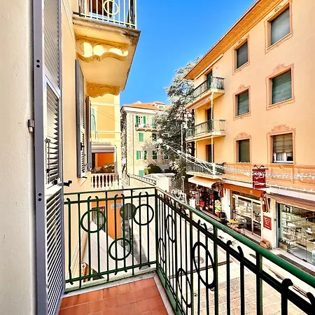 Apartment Vivi La Mia Liguria-a Due Passi Dal Mare - Free Parking *