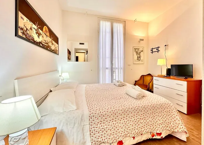 Dimora Concept - A Due Passi Dal Mare - Free Parking Apartamento