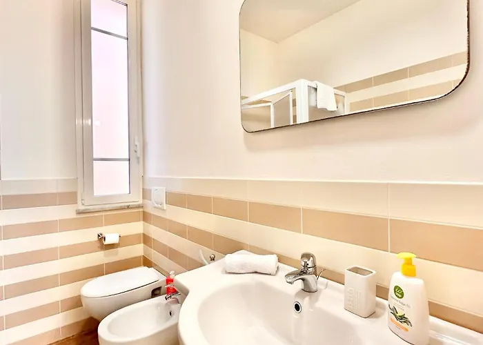 Apartamento Dimora Concept - A Due Passi Dal Mare - Free Parking Finale Ligure