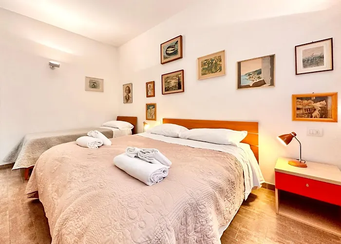 Dimora Concept - A Due Passi Dal Mare - Free Parking Apartman *